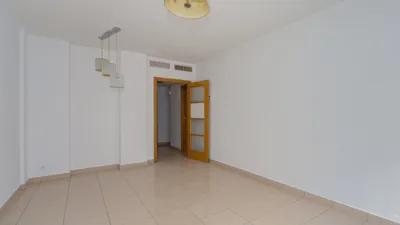 Apartment on Avinguda de la Generalitat, 49 photo 3