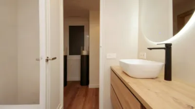 Apartment on Carrer d'Aribau photo 31