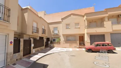 Terraced house on Calle del Mar Caspio photo 4