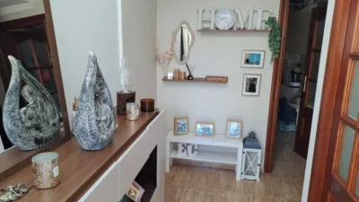 Apartment on street photo 9