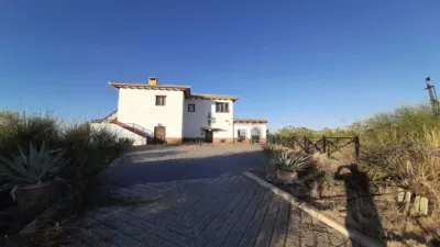 Apartment on Calle Alcaudete Bobadilla photo 2