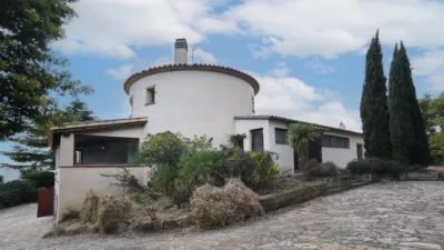 Chalet on Carrer del Puig de les Roques Blanques, 14 photo 3