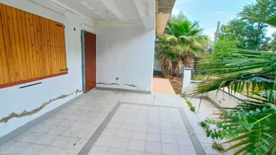 Apartment at Carrer de Montsoriu, 3 photo 2