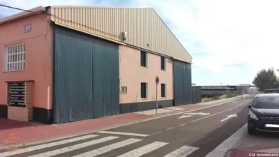 Nave industrial en alquiler en Calle de la Torre del Pino, Montañana-San Juan de Mozarrifar-Juslibol (Zaragoza Capital) de 575 €<span>/mes</span>