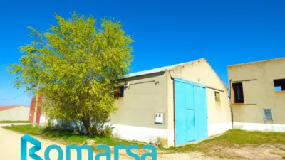Industrial warehouse for sale in Calle Vita, Crespos of 65.000 €