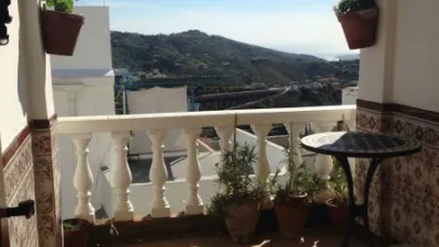 Casa adosada en venta en Cómpeta, Cómpeta de 136.900 €