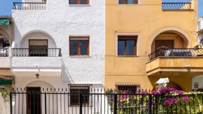 Chalet on Carrer de Paulino Uzcúdum photo 18