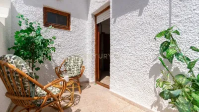 Chalet on Carrer de Paulino Uzcúdum photo 7