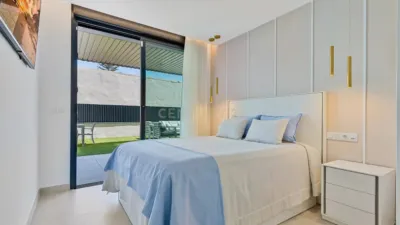 Apartment on Avenida de Santa Amalia photo 16
