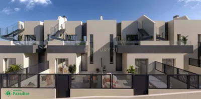 Chalet on Calle Londres photo 4