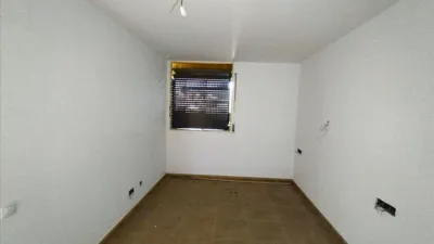 Apartment on Carrer de Puig i Cadafalch photo 13