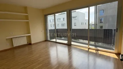 Flat for sale in Carrer de Josep Gaspà photo 2