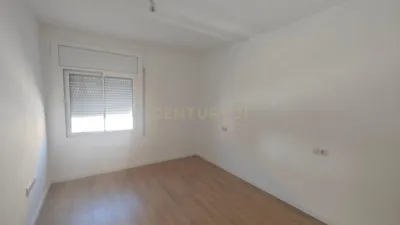 Apartment on Carrer Deduardo Marquina photo 8