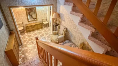 Chalet on Carrer de Prat de la Riba photo 16