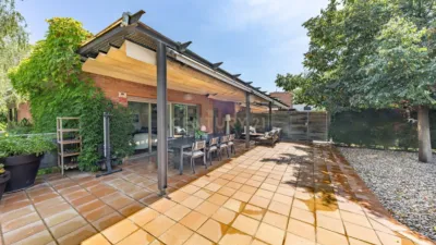 Chalet on Carrer de Cervantes photo 42
