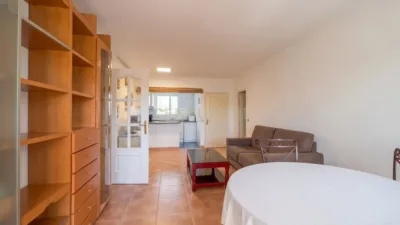 Apartment on Avinguda Roques Blanques photo 3