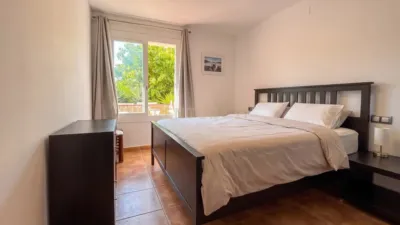 Apartment on Avinguda Roques Blanques photo 8