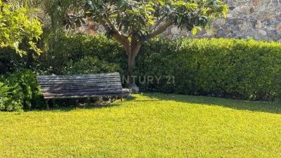 Apartment on Avinguda Roques Blanques photo 15