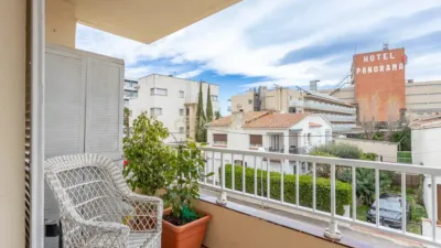 Apartment on Avinguda de Roma photo 3