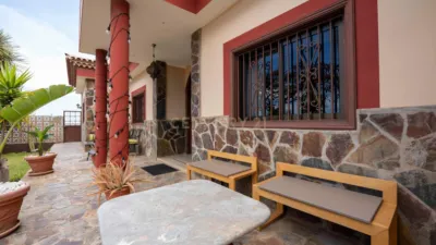 Chalet en calle Arona photo 6