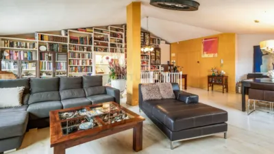 Attic in Carrer Major photo 6
