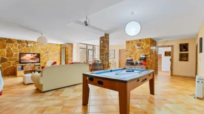 Chalet on Calle de los Moriles photo 35