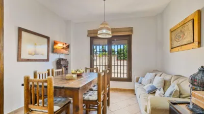 Chalet on Calle de los Moriles photo 14