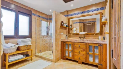 Chalet on Calle de los Moriles photo 22