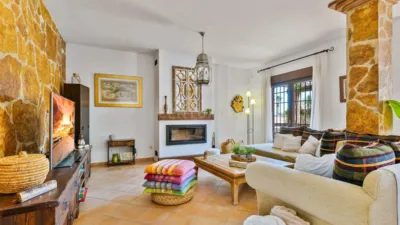 Chalet on Calle de los Moriles photo 8
