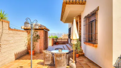 Chalet on Calle de los Moriles photo 5