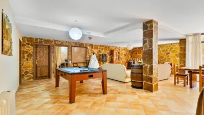 Chalet on Calle de los Moriles photo 33
