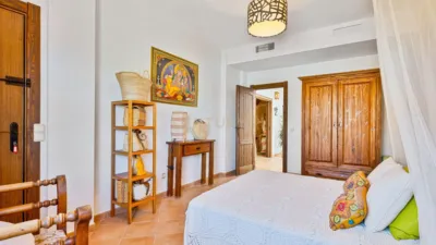 Chalet on Calle de los Moriles photo 38