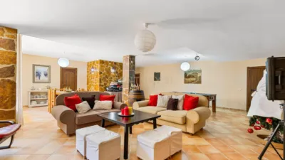 Chalet on Calle de los Moriles photo 34