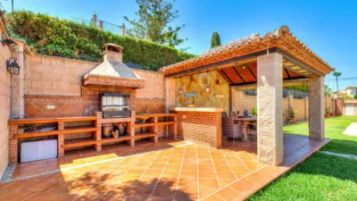 Chalet on Calle de los Moriles photo 47