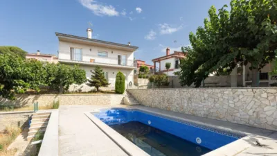 Chalet on Carrer de Jaume Balmes photo 44