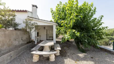 Chalet on Carrer de Jaume Balmes photo 3