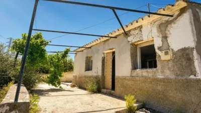 Rustic finca on Calle Diseminado Poligono 25 photo 2