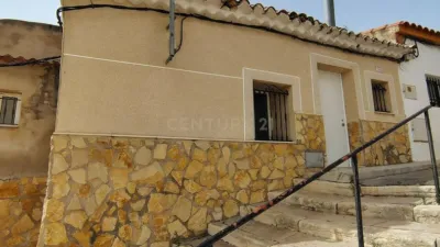 Chalet on Carrer de Miguel de Unamuno photo 3