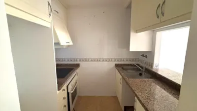 Apartment on Helena Street photo 12
