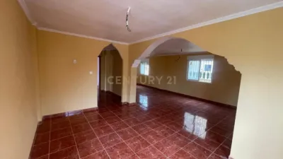 Chalet on Paraguay Street - Residencial Montegolf photo 9