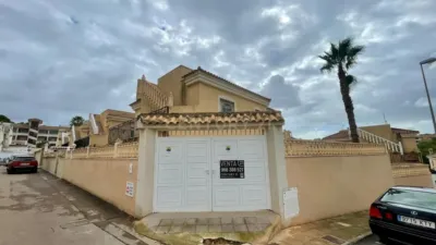 Chalet on Paraguay Street - Residencial Montegolf photo 24
