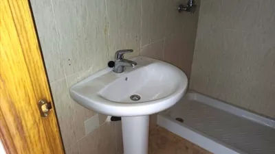 Apartment on Helena Street photo 22