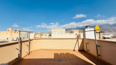Apartment on Mira Maeso Street photo 3