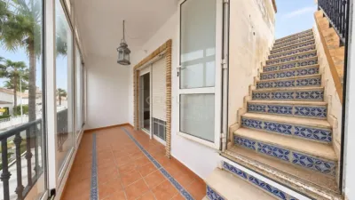 Pis – Orihuela, Urbanización Los Dolses, Villa Martín - Més
