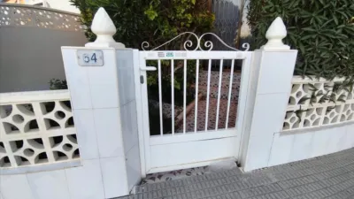 Flat on Carrer del Morral photo 2