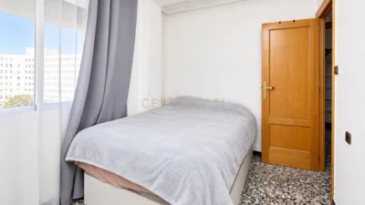 Apartment on Avenida del Maestro Alonso photo 18