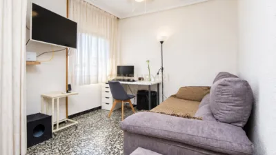 Apartment on Avenida del Maestro Alonso photo 8
