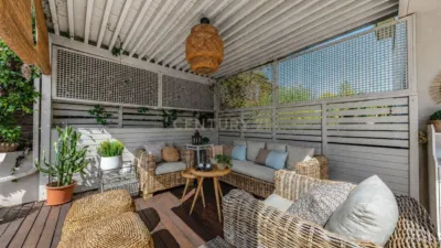 Chalet on Carrer dels Urals photo 9