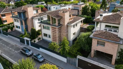 Chalet on Carrer dels Urals photo 53