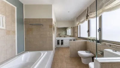 Chalet on Carrer dels Urals photo 35